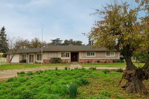 9000 Georgia Ln, Modesto, CA 95357 photo 2
