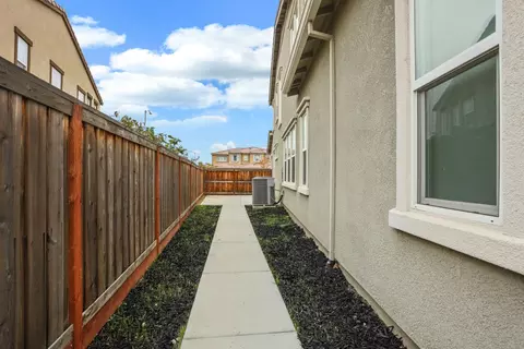 1702 N Ivy Ln, Tracy, CA 95376 photo 32