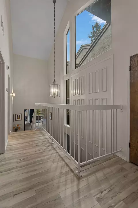 Entry Way - 1921 Edgebrook Dr #B, Modesto, CA 95354 photo 3 of 3