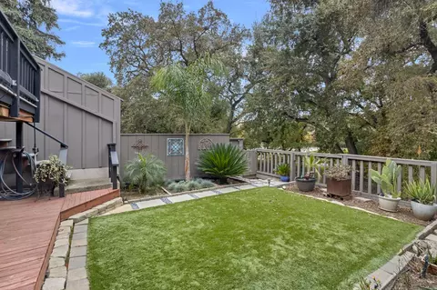 Exterior - 1921 Edgebrook Dr #B, Modesto, CA 95354 photo 6 of 6