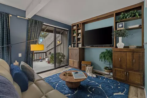 Living - 1921 Edgebrook Dr #B, Modesto, CA 95354 photo 5 of 5