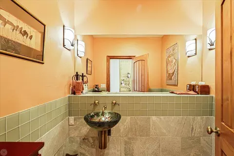 Bath - 20 Mosswood Ct, Copperopolis, CA 95228 photo 1 of 6