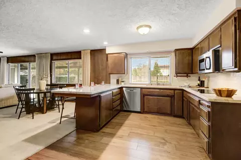 Kitchen - 2964 Marco Way, Carmichael, CA 95608 photo 3 of 6