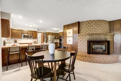 Dining - 2964 Marco Way, Carmichael, CA 95608 photo 1 of 5