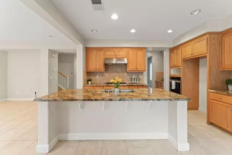 Kitchen - 1514 Azalea Dr, Patterson, CA 95363 photo 7 of 9