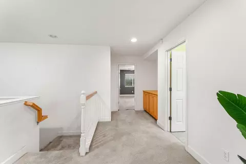 Entry Way - 1514 Azalea Dr, Patterson, CA 95363 photo 13 of 15