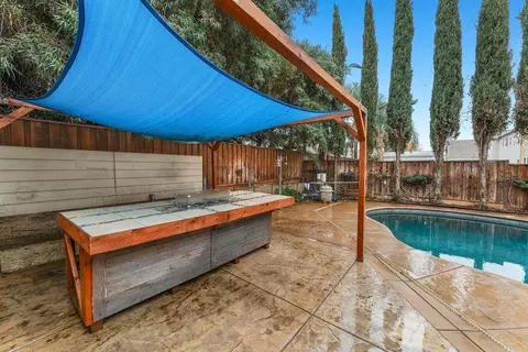 Exterior - 1514 Azalea Dr, Patterson, CA 95363 photo 6 of 6