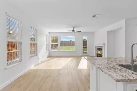 Living - 398 Jason Ct, Tracy, CA 95377 photo 8 of 13