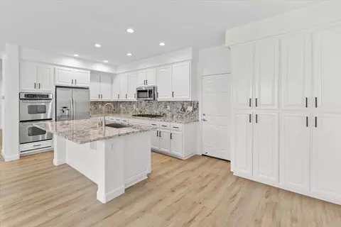 Kitchen - 398 Jason Ct, Tracy, CA 95377 photo 7 of 8