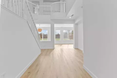 Entry Way - 398 Jason Ct, Tracy, CA 95377 photo 3 of 14