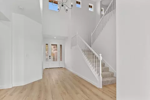 Entry Way - 398 Jason Ct, Tracy, CA 95377 photo 5 of 14