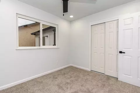 Bedroom - 2016 Scotch Pine Dr, Modesto, CA 95351 photo 4 of 6