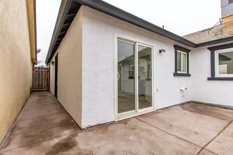 Exterior - 2016 Scotch Pine Dr, Modesto, CA 95351 photo 5 of 7