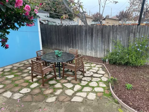 Exterior - 85 W 8th St, Tracy, CA 95376 photo 7 of 8