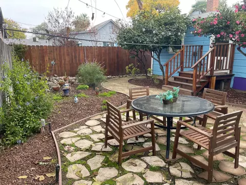 Exterior - 85 W 8th St, Tracy, CA 95376 photo 5 of 8