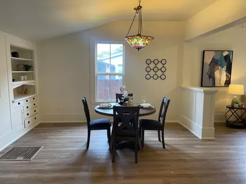 Dining - 85 W 8th St, Tracy, CA 95376 photo 1 of 3