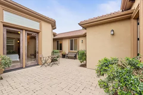 Exterior - 921 Hackberry Ave, Modesto, CA 95350 photo 6 of 8