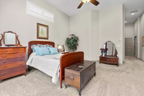 Bedroom - 921 Hackberry Ave, Modesto, CA 95350 photo 2 of 4