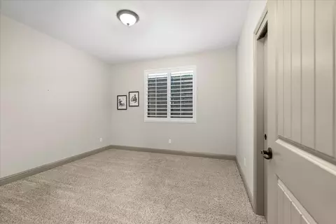 Bedroom - 921 Hackberry Ave, Modesto, CA 95350 photo 4 of 4