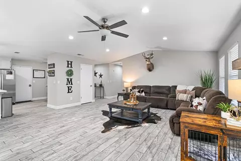 2720 Chickaree Ln, Modesto, CA 95358 photo 7