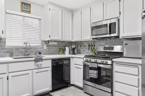 2720 Chickaree Ln, Modesto, CA 95358 photo 9