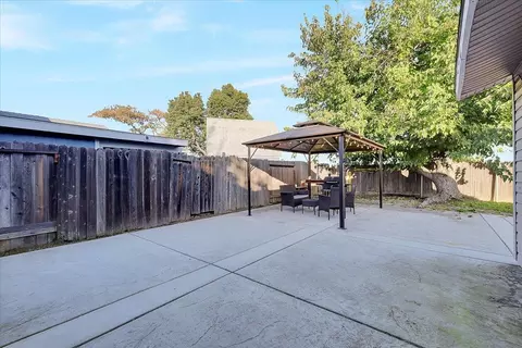 4429 Martel Dr, Olivehurst, CA 95961 photo 27