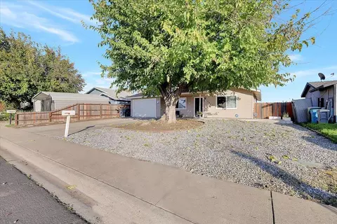 4429 Martel Dr, Olivehurst, CA 95961 photo 4