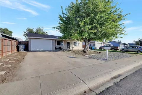 4429 Martel Dr, Olivehurst, CA 95961 photo 2