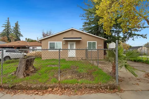 3813 25th Ave, Sacramento, CA 95820