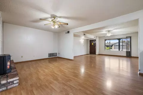 Living - 1205 Kara Ln, Modesto, CA 95355 photo 6 of 7
