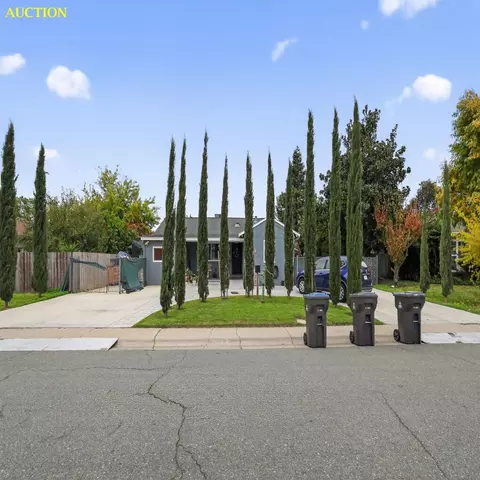 5917 Fern St, Stockton, CA 95207