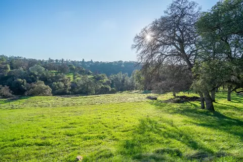 8217 Memory Ln, Auburn, CA 95603 photo 40