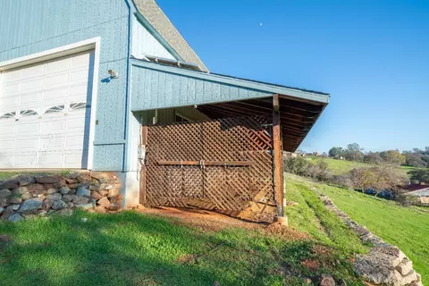 8217 Memory Ln, Auburn, CA 95603 photo 39