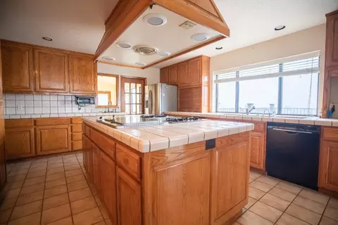 8217 Memory Ln, Auburn, CA 95603 photo 17