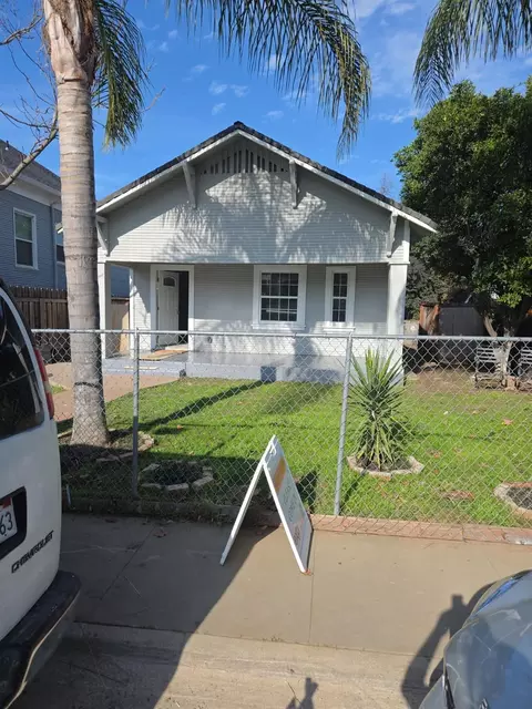 3269 8th Ave, Sacramento, CA 95817