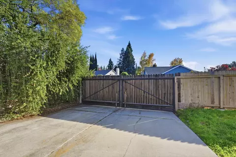 135 Winterstein Dr, Folsom, CA 95630 photo 38