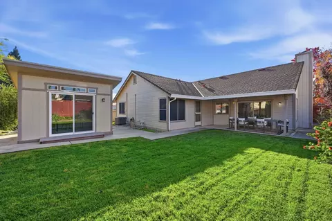 135 Winterstein Dr, Folsom, CA 95630 photo 37