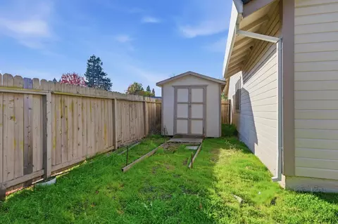 135 Winterstein Dr, Folsom, CA 95630 photo 39