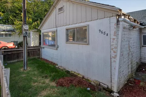 Exterior - 968 Virginia Ave, Olivehurst, CA 95961 photo 5 of 23