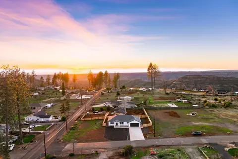 View/Area - 6097 Laurel Dr, Paradise, CA 95969 photo 3 of 8