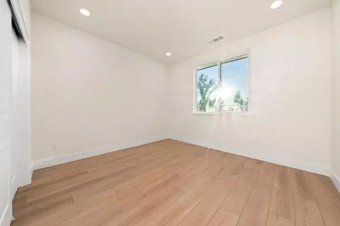 Bedroom - 6097 Laurel Dr, Paradise, CA 95969 photo 2 of 5