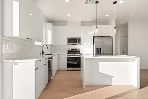 Kitchen - 6097 Laurel Dr, Paradise, CA 95969 photo 4 of 5