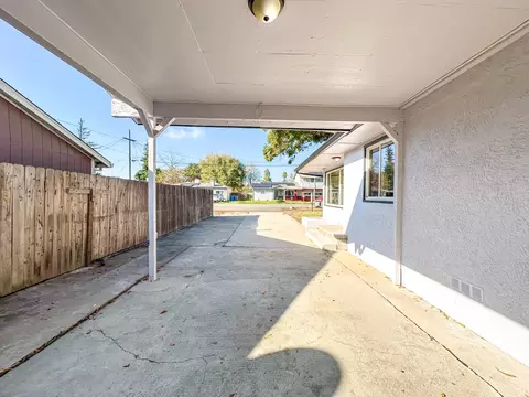 1014 Jay St, Olivehurst, CA 95961 photo 9
