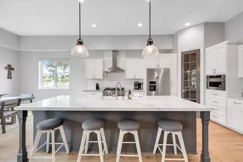 Kitchen - 19 Grandview Ct #21, Copperopolis, CA 95228 photo 1 of 10