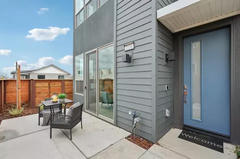 2036 Odin Walk, Sacramento, CA 95835