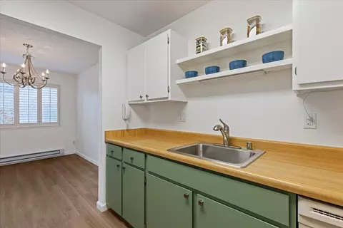 Kitchen - 331 Caliente Cir, San Leandro, CA 94578 photo 4 of 5