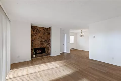 Living - 331 Caliente Cir, San Leandro, CA 94578 photo 3 of 4
