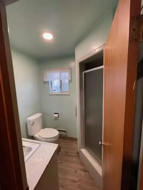 Bath - 119 E Clausen Rd, Turlock, CA 95380 photo 5 of 5
