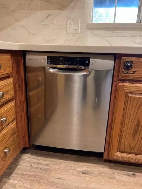 Kitchen - 119 E Clausen Rd, Turlock, CA 95380 photo 3 of 5