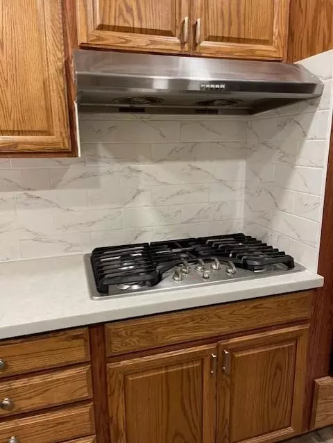 Kitchen - 119 E Clausen Rd, Turlock, CA 95380 photo 4 of 5